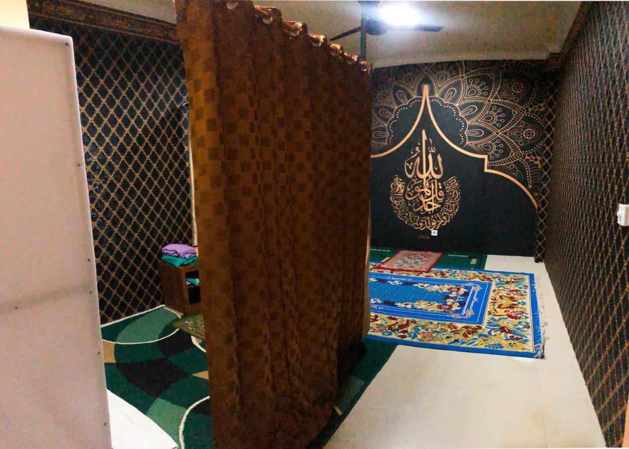 Grand Madani Hotel Mataram Zewnętrze zdjęcie