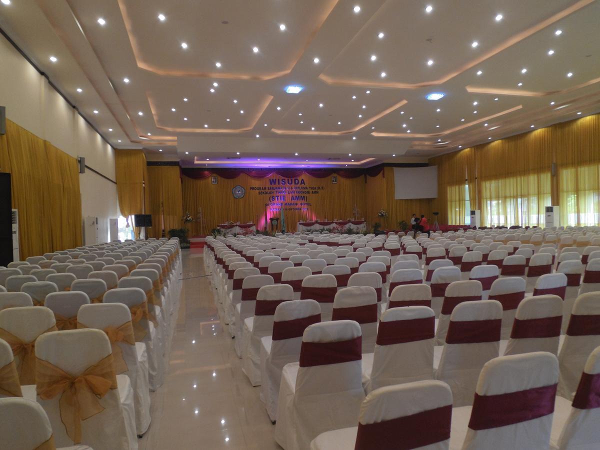 Grand Madani Hotel Mataram Zewnętrze zdjęcie